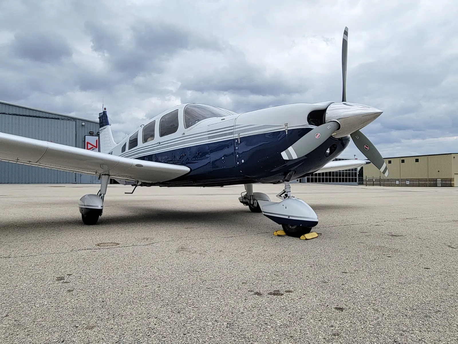 Low-angle front quarter view of N542W